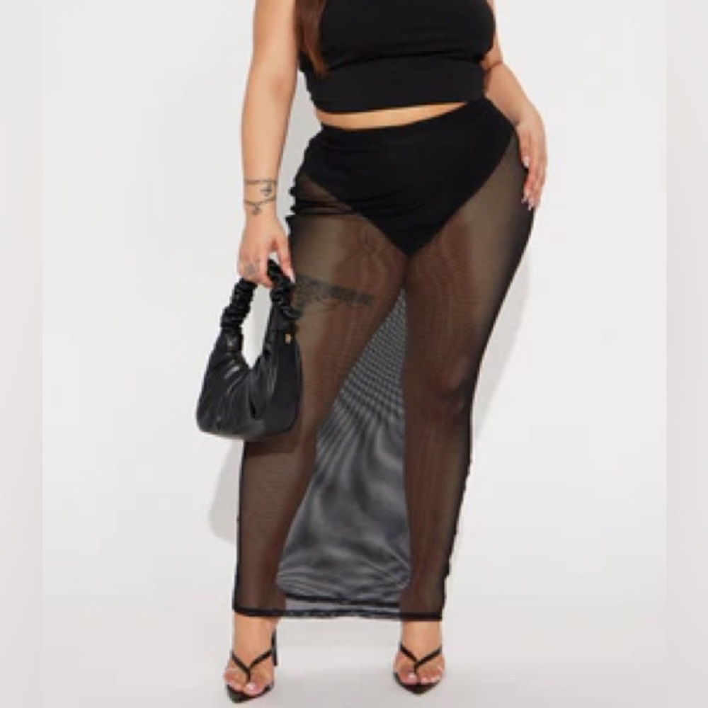 NWT FASHION NOVA DESERT HILLS FISHNET MAXI SKIRT BLACK 2X